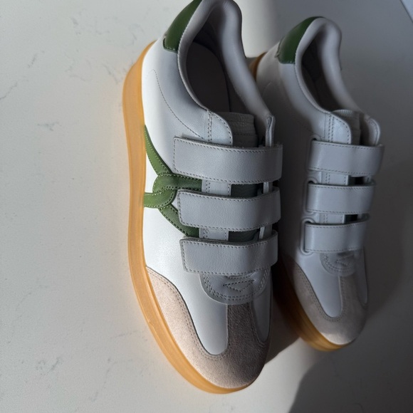 NEW Veronica Beard Reagan Mixed leather Triple-Grip Sneaker Size: 6 - Picture 2 of 5